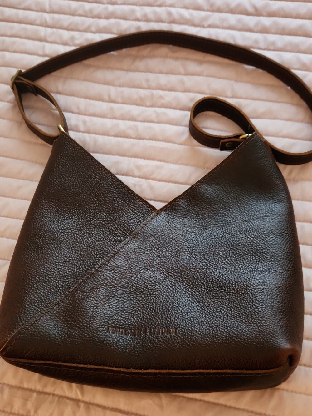 Portland Leather Shoulder Bag in Dark Brown Coldbrew Color Small Naomi - Picture 4 of 12